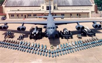 وصول القاذفة الاستراتيجية الأمريكية «B-52» إلى القاعدة الجوية الكورية الجنوبية