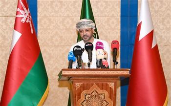 وزير الخارجية العماني يؤكد على المطالبة الجدية لوقف العنف بغزة 