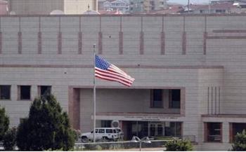 السفارة الأمريكية بلبنان تطلب من مواطنيها تجنب منطقة عوكر لاحتمال حدوث المظاهرات