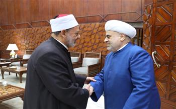 رئيس إدارة مسلمي القوقاز يقدم دعوة لشيخ الأزهر لزيارة البلاد