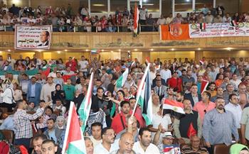 «عمال مصر» ينظم وقفة احتجاجية تضامنا مع الشعب الفلسطينى (صور)