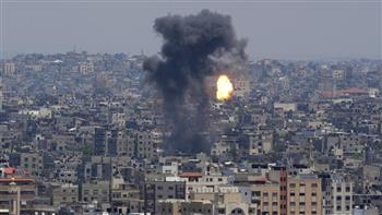 شهداء وجرحى جراء الغارات الإسرائيلية على منازل الفلسطينيين في قطاع غزة