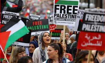 100 ألف شخص يشاركون في مسيرة من أجل فلسطين في لندن