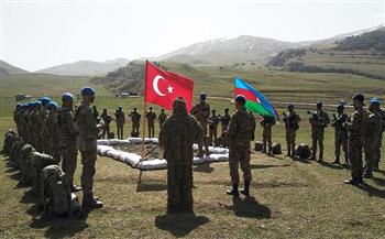 أذربيجان تجري مناورات عسكرية مع تركيا قرب حدود أرمينيا