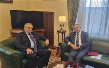 السفير المصري في موسكو يبحث مع المبعوث الروسي للشرق الأوسط تطورات الوضع في غزة