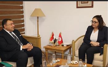 مصر وتونس تبحثان الاستعدادات لعقد دورة اللجنة التجارية والصناعية