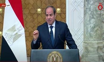 الرئيس السيسي لـ ماكرون: لك في مصر أصدقاء حريصين على تحقيق السلام بالمنطقة