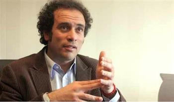 عمرو حمزاوي عن مؤتمر الرئيس السيسي ونظيره الفرنسي: مطلوب جذب الموقف الأوروبي إلى العربي