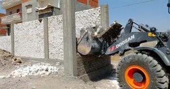 إزالة أعمال بناء مخالف خلال حملات رقابية بالإسكندرية