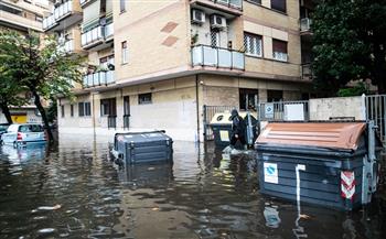 عاصفة رعدية تسبب فيضانات فى روما