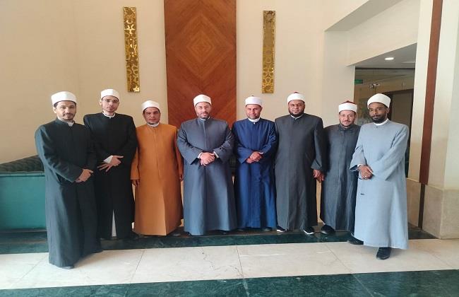 «البحوث الإسلامية» يوجّه قافلة توعوية للواحات البحرية لدعم مبادرة «حديث البقاء والصمود»