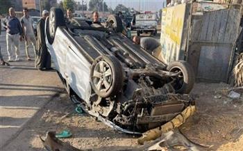 إصابة 3 أشخاص في حادث انقلاب سيارة بالصف