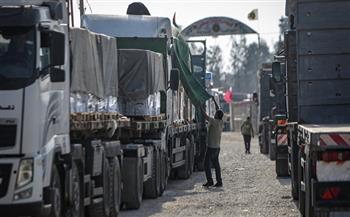 وصول 26 شاحنة مساعدات إلى الجانب الفلسطيني من معبر رفح