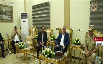 قيادات القوات المسلحة ومشياخ قبائل شمال سيناء تستقبل رئيس الوزراء بمطار العريش