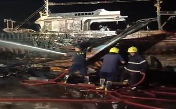 «النيابة العامة» تعاين مكان حريق بميناء الصيد في بورسعيد لكشف ملابسات الحادث