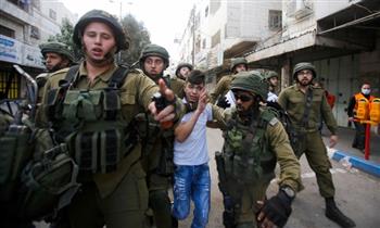 مندوب فلسطين بالأمم المتحدة: الأطفال والأسرى بالسجون الإسرائيلية يتعرضون للإيذاء الجسدي والنفسي