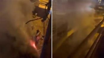 فيديو يحبس الأنفاس.. لحظة سقوط حافلة من أعلى جسر بإيطاليا