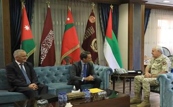 رئيس هيئة الأركان الأردني يلتقي نائب الأمين المساعد لحلف «الناتو»
