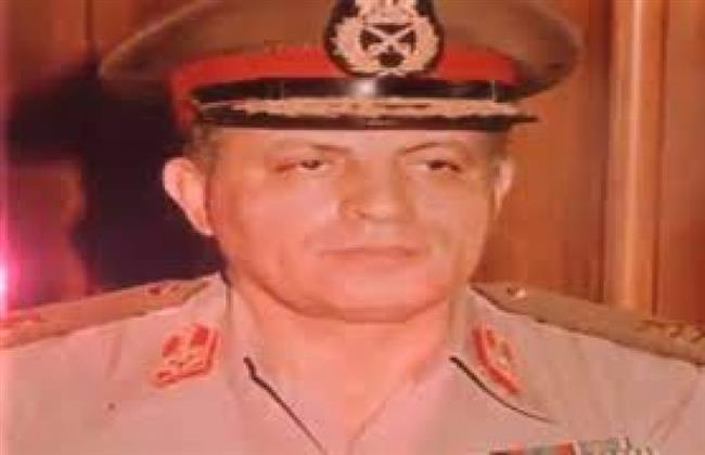 أبطال أكتوبر| المشير أبوغزالة قائد المدفعية الذى دمر نقاط العدو يروي أسرار المعركة