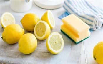 لربات البيوت: تعرفي على استخدامات الليمون في تنظيف أدواتك المختلفة