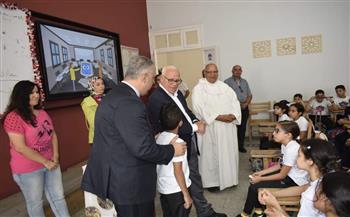 محافظ بورسعيد يتابع سير العملية التعليمية بمدرسة «سانت ماري» الخاصة