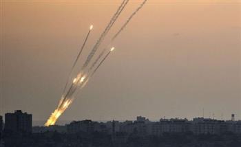 رشقة صواريخ فلسطينية تجبر الحكومة الإسرائيلية على وقف جلستها