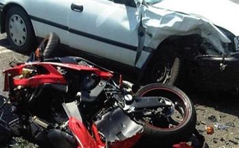 مصرع عامل في حادث تصادم بين دراجة نارية وسيارة ملاكي بالقليوبية
