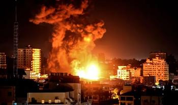 غارات إسرائيلية مكثفة استهدفت 3 مناطق شرق مدينة غزة