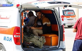 مصادر تنفي استشهاد جرحى فلسطينيين داخل سيارات إسعاف عند معبر رفح