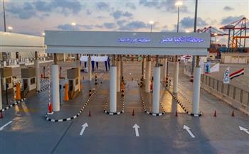 "النقل": نظام التسجيل المسبق للشاحنات داخل محطة تحيا مصر قلل زمن انتظار الحاويات