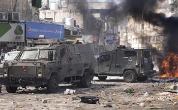 الجيش الإسرائيلي يعلن اعتقال عشرات الفلسطينيين في الضفة الغربية