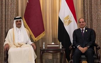العمل على وقف إطلاق النار في غزة.. ما أهمية زيارة أمير قطر لمصر في هذا التوقيت؟