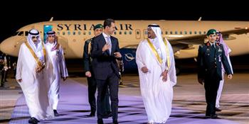 الأسد يصل إلى الرياض للمشاركة في أعمال القمة العربية الطارئة