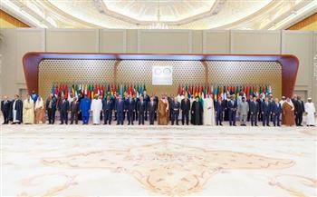 خبراء أردنيون: الرئيس السيسي وعاهل الأردن وضعا العالم أمام مسئوليته بشأن غزة في قمة الرياض