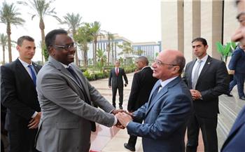 وزير العدل يستقبل نظيره الصومالي بالعاصمة الإدارية 