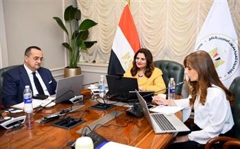 وزيرة الهجرة تشيد بجهود المصريين بالخارج في إتاحة وسائل للانتقال إلى مقرات التصويت