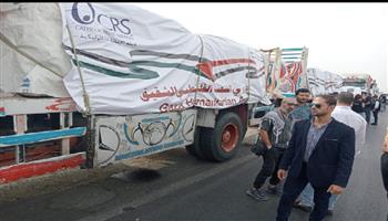 «التموين» ترسل 6 شاحنات محملة بـ 5400 بطانية و600 مرتبة إلى الأشقاء في غزة