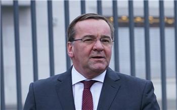 وزير الدفاع الألماني: الاتحاد الأوروبي لن يوفي بتعهداته بشأن توفير الذخيرة لأوكرانيا 