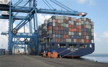 تداول 36 سفينة حاويات والبضائع العامة بميناء دمياط