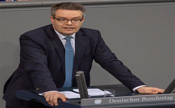 وزير الدولة الألماني يؤكد أن التحديات الإقليمية والعالمية لا يمكن إيجادها إلا من خلال الحوار