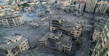 الاحتلال الإسرائيلي يقصف منازل ومركزا ثقافيا ومسجدا وسط وجنوب غزة