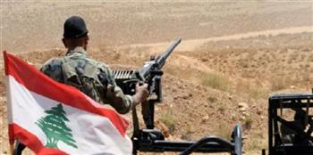 تبادل لإطلاق النار بين دورية عسكرية ومطلوبين أثناء مداهمة في لبنان