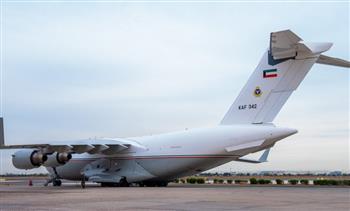 إقلاع الطائرة الـ27 من الجسر الجوي الكويتي إلى مطار العريش لإغاثة غزة