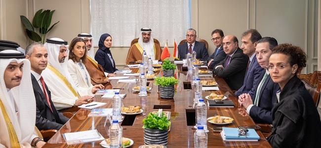 «اقتصادية قناة السويس» تستقبل وفد وزاري بحريني رفيع المستوى لبحث التعرف على فرص الاستثمار