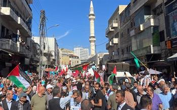 آلاف الأردنيين في مسيرة داعمة لغزة وسط عمان