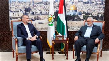 حماس: هنية يبحث مع وزير الخارجية الإيراني تطورات الحرب الإسرائيلية على غزة 