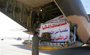 الأردن يعلن تجهيز 3 طائرات من المساعدات الإنسانية لغزة