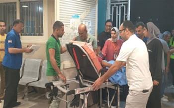 وصول حالتين من المصابين الفلسطينيين إلى مستشفى العريش لتلقي العلاج