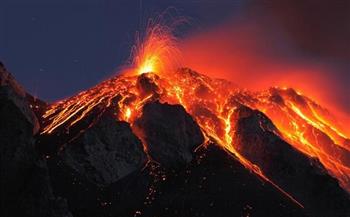 ثوران بركان "إتنا" مرة أخرى في جزيرة صقلية الإيطالية