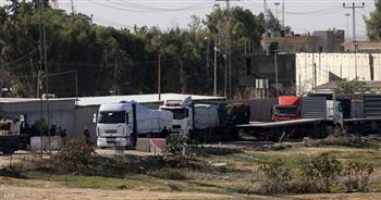 الهلال الأحمر الفلسطيني يطلق أكبر قافلة مساعدات إلى غزة